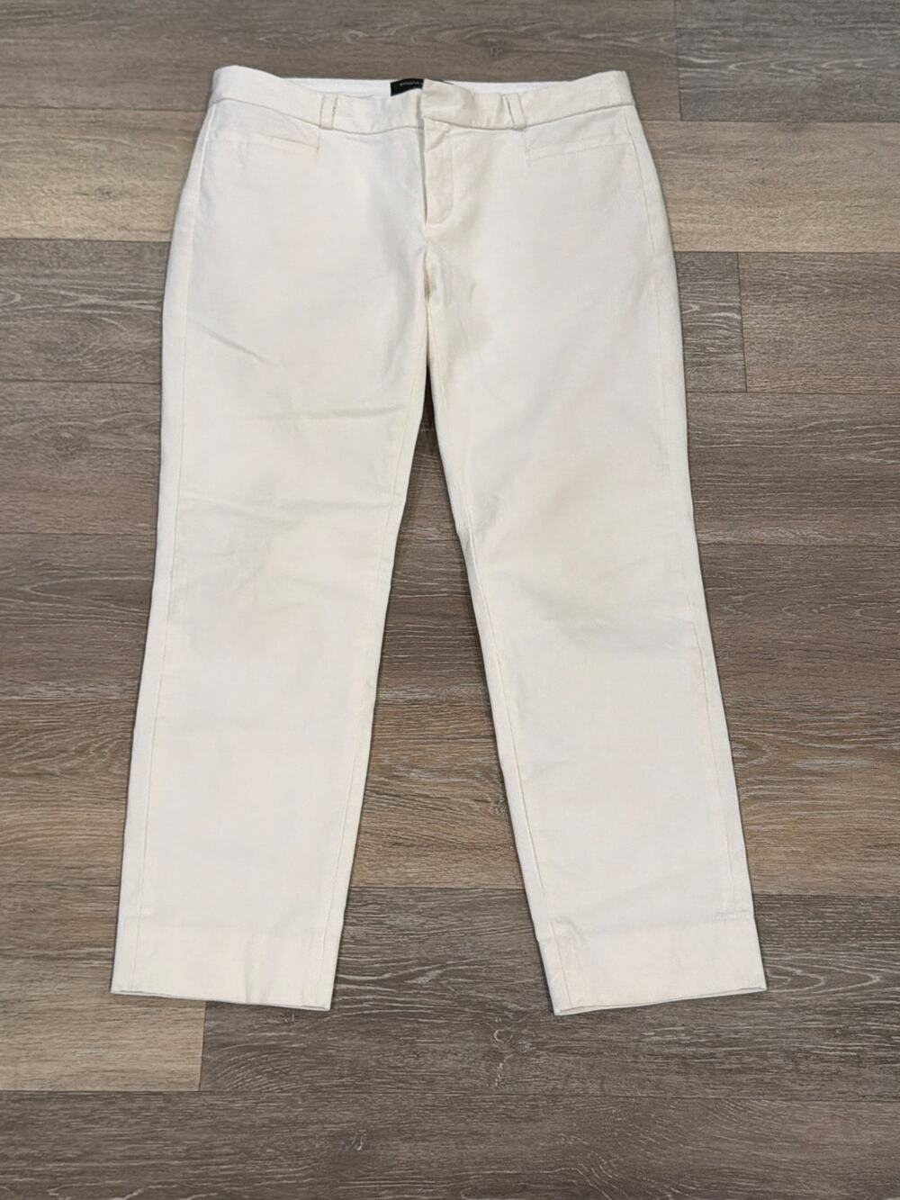 Banana Republic Sloan Crop Size 4 White